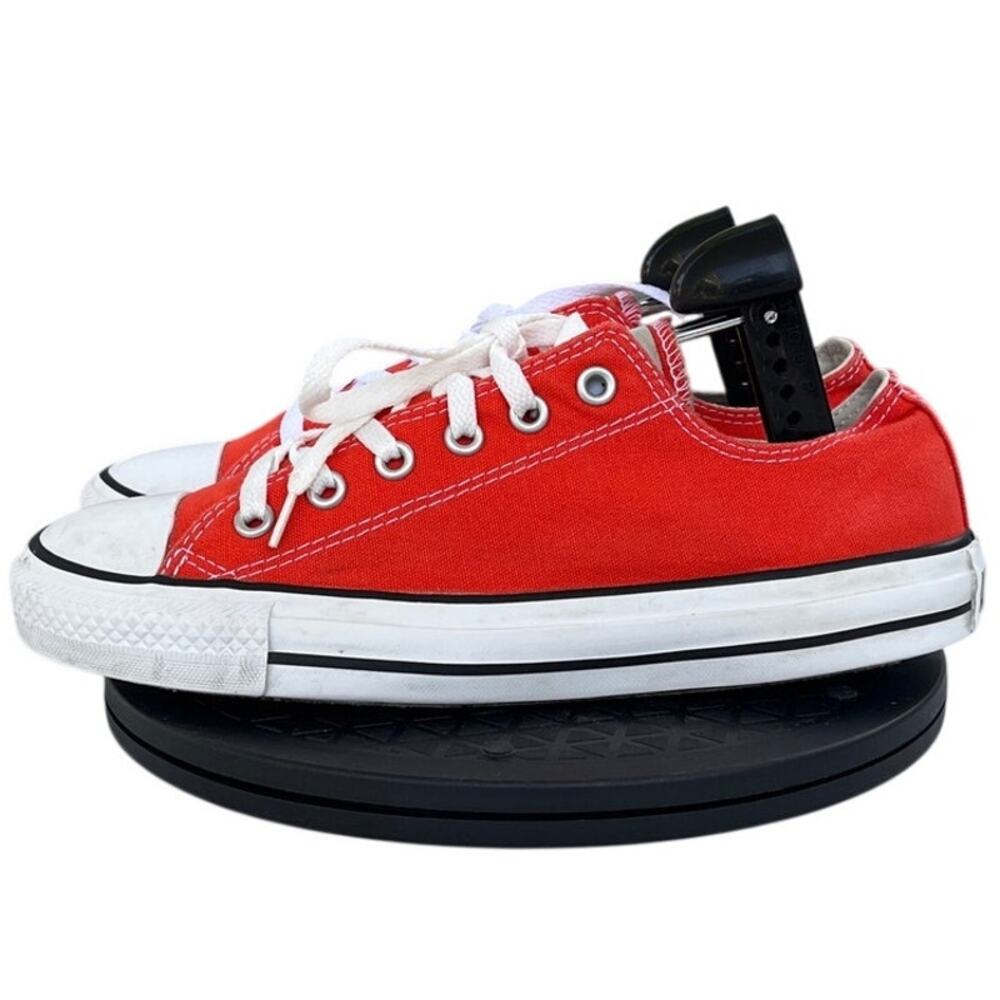 Unisex Converse Chuck Taylor All Star 132303F Canvas Athletic Sneaker M7/W9 Red